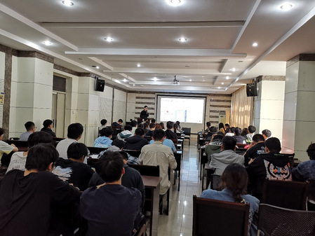 365best体育亚洲官网举办首届“安徽省地质学拔尖学生培养基地”学业奖学金颁发仪式暨学长交流会活动